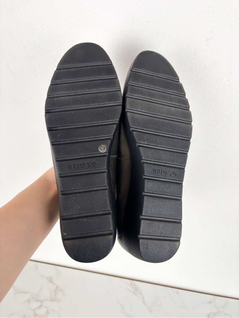 Brioso Waverly Leather Sweet Heart Wedge Shoes Sz 8 - Picture 8 of 11